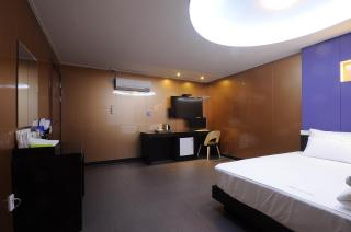WA Hotel - Busan - 3