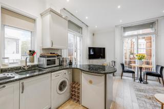 Beautiful One Bedroom Flat in Knightsbridge - 3