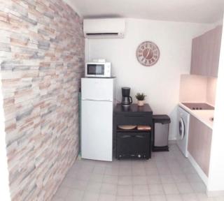 Appartement typeT2bis climatisé à 150m de la plage - 3