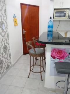 Apartamento Praia Grande 30 metros da praia Estacionamento Gratuito e WI-FI - Praia Grande - 4