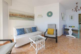 Great Location and Frontal Sea View Fuengirola - Fuengirola - 4