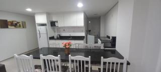 Apartamentos Ed London, na Av principal a poucos passos das Termas - Piratuba - 1