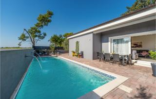 Nice Home In Privlaka With Wifi - Privlaka - 5