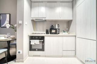 Exclusive Offer Delightful 1BR with Pool Views by Deluxe Holiday Homes - Dubai - 7