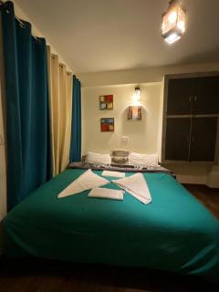 Utopia Hostels Dharamkot Mcleodganj - Dharamshala - 1