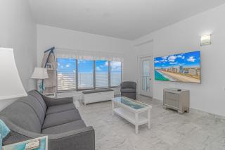 Upscale Penthouse With Incredible Views! Beautifully Renovated - Palace Resort 2308 - Myrtle Beach - 9