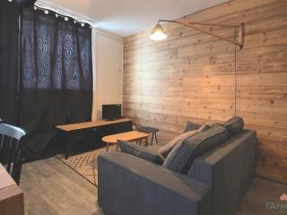 Studio cabine 4/5 pers, balcon expo sud, TV, cuisine équipée, casier à ski - FR-1-457-175 - 3