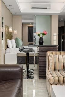 Modern Studio with Pool, Parking and King Bed in Historic Cape Town City Centre - Città del Capo - 6