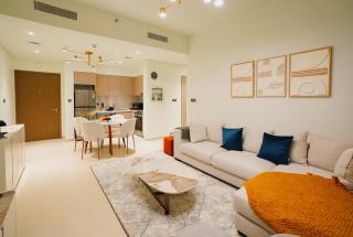 CitiHome-1BR in ACT ONE with Burj Khalifa View at Pool - Dubai - 5