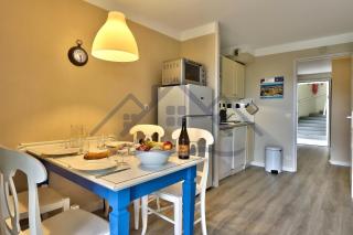 LocaLise - A05 - Plain-pied avec petite vue mer donnant sur la piscine et le jardin - Grande salle de bain - Wifi inclus - draps inclus - animaux bienvenus - parking gratuit - Le Guilvinec - 4