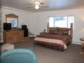 Edelweiss Resort Greer - Greer - 7