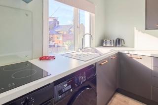 Host & Stay - Westbrook Road - 8