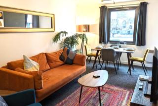 Gorgeous Modernised City Centre Apartment - Coventry - 3