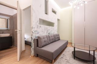 Kl31 - Central Residence - Klauzál Square by BQA - 2