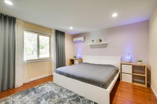 Serene Springfield Retreat on 6 Acres with Hot Tub! - 1
