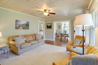 Idyllic Blue Ridge Mountain Home on 26-Acre Farm - Roan Mountain - 6
