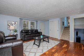 Inviting home with private fenced yard for pets - Mason - 7