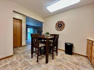 Cozy 2 Bedroom Paired Home in Middletown, OH - Middletown - 6