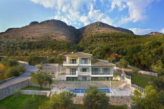 Petra & Thalassa - 9