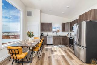 Beautiful group and family friendly stay with red rock views - Kanab - 7