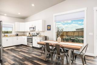Modern luxury with starry skies and red-rock vistas - Kanab - 2