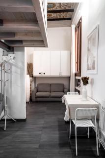Charming Frescoed Loft - Bologna - 4