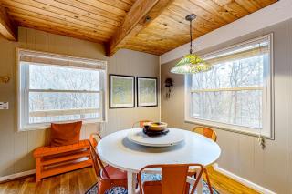 Bryson Chalet - Bryson City - 2
