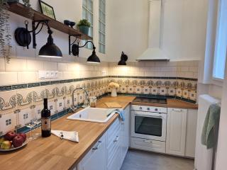 Green Hill Apartment - Budapest - 3