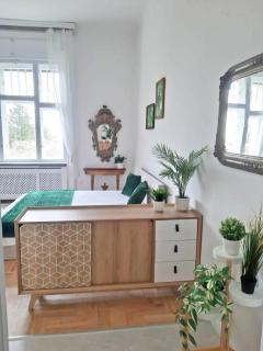 Green Hill Apartment - Budapest - 6