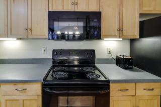 Fire Pit Arrowhead Lake Vacation Rental! - 1