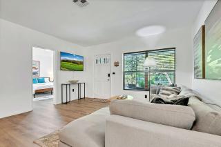 Casa Linda Gated 3 bed 2 bath by the River 1810 - Miami - 4