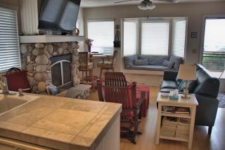 2116 Windsor - Cambria - 2