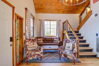Modern-Rustic Love Cabin in Cosby Deck and Grill - Cosby - 5