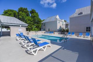 NEW! Villa Positano - Duval Square Condo, Pool, Hot Tub & Parking - Key West - 0