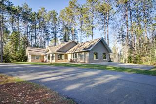 Peaceful Hibbing Getaway Heated Floors, Fire Pit! - Hibbing - 9