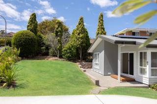 Free night on us this winter at Kaia's Beach Retreat - Mollymook - 7