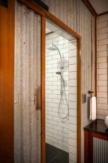 Angaston Saleyards Luxury Accommodation - Angaston - 7