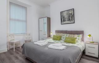 Spacious Apt Dundee Dockside 3BR fast Wi-Fi - 7