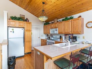 4 bedroom 3 5 bathrooms lake view condo - 7