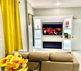 BYRD’S Oasis Apartment - Kingston - 6