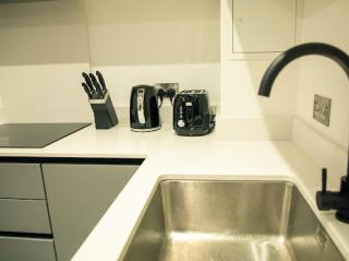 City Centre Luxury Apartment - Belfast - 5