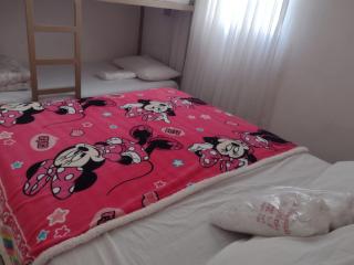 THERMAS DOS LARANJAIS PÉ NA AREIA MICKEY e MINNIE TOP MIL - 1