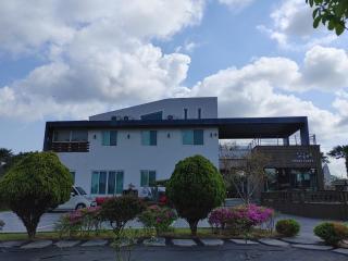 Moon Forest Guesthouse - 0