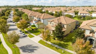 New Listing 20% Off - 7 Bed - Holiday Incentives - Davenport - 1
