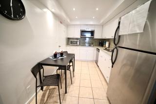 Sunny Beachfront 2 Bdrm Condo in Hollywood FL - Hollywood - 3