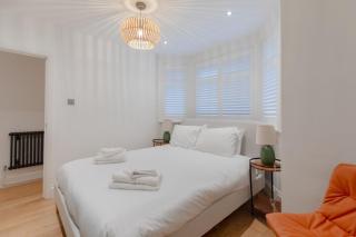 Newly Refurbished 2BD Flat - Wimbledon Village! - Londra - 8