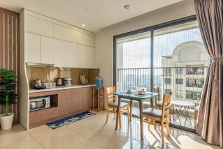 Vinhomes D'Capitale Studio Apartment with Sunset view - 3