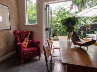 Bungalow Eight - New Plymouth - 1
