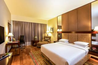 Courtyard by Marriott Ahmedabad - Ahmedabad - 6