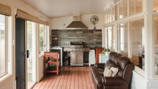 Riverfront Retreat - Sussex House Holiday Park - Sussex Inlet - 6